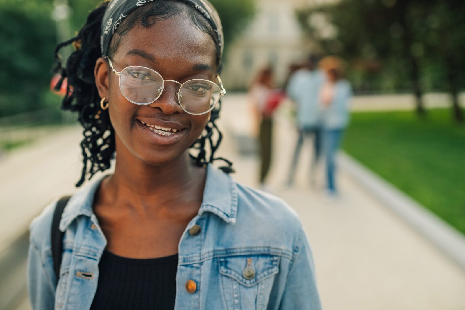 black-college-girl-portrait